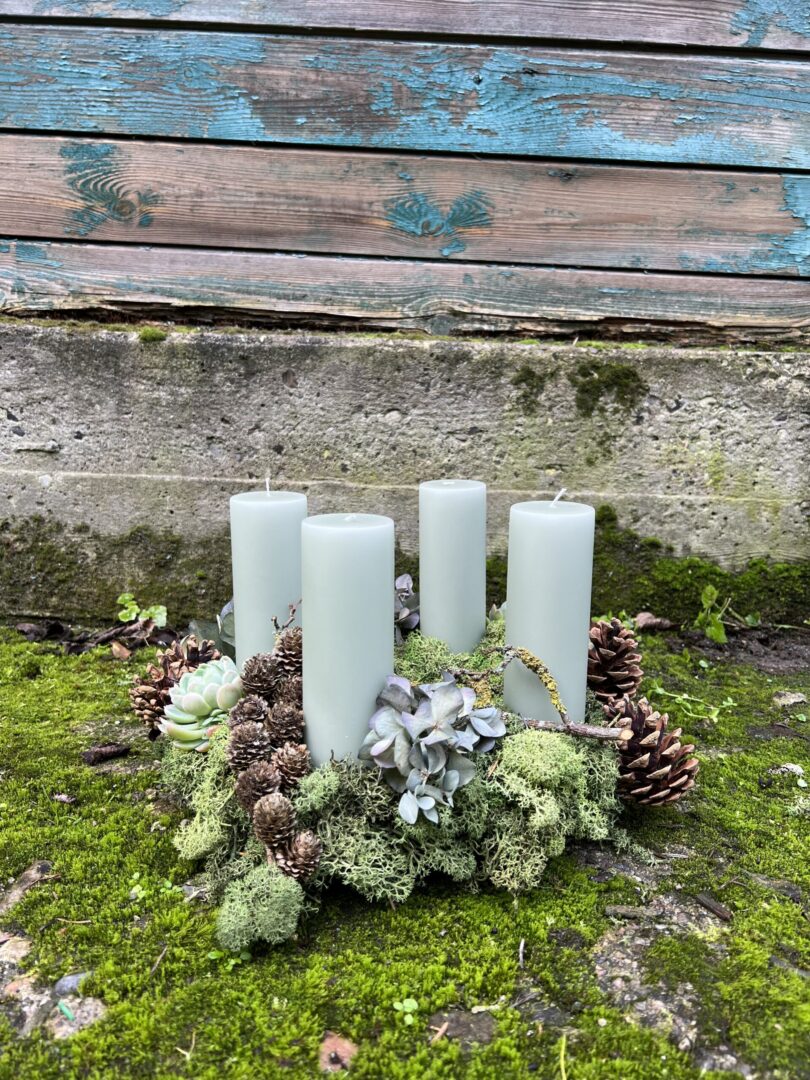 Adventskrans Antikgrøn 2022 - Happyflower-dk