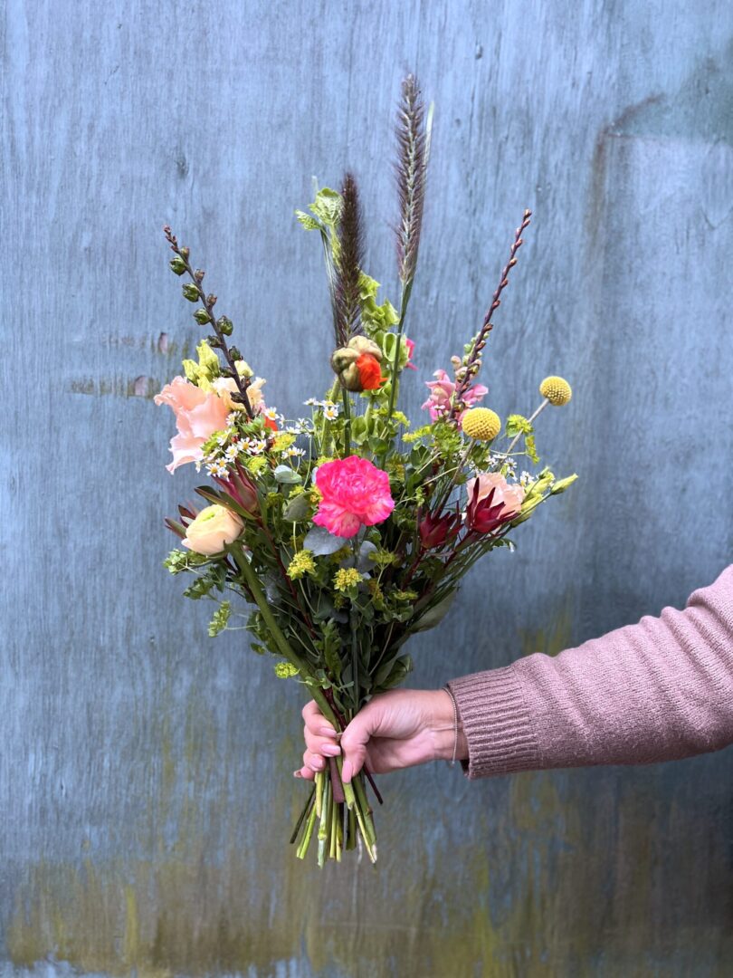 Gylden buket - Send blomster - Happyflower-dk