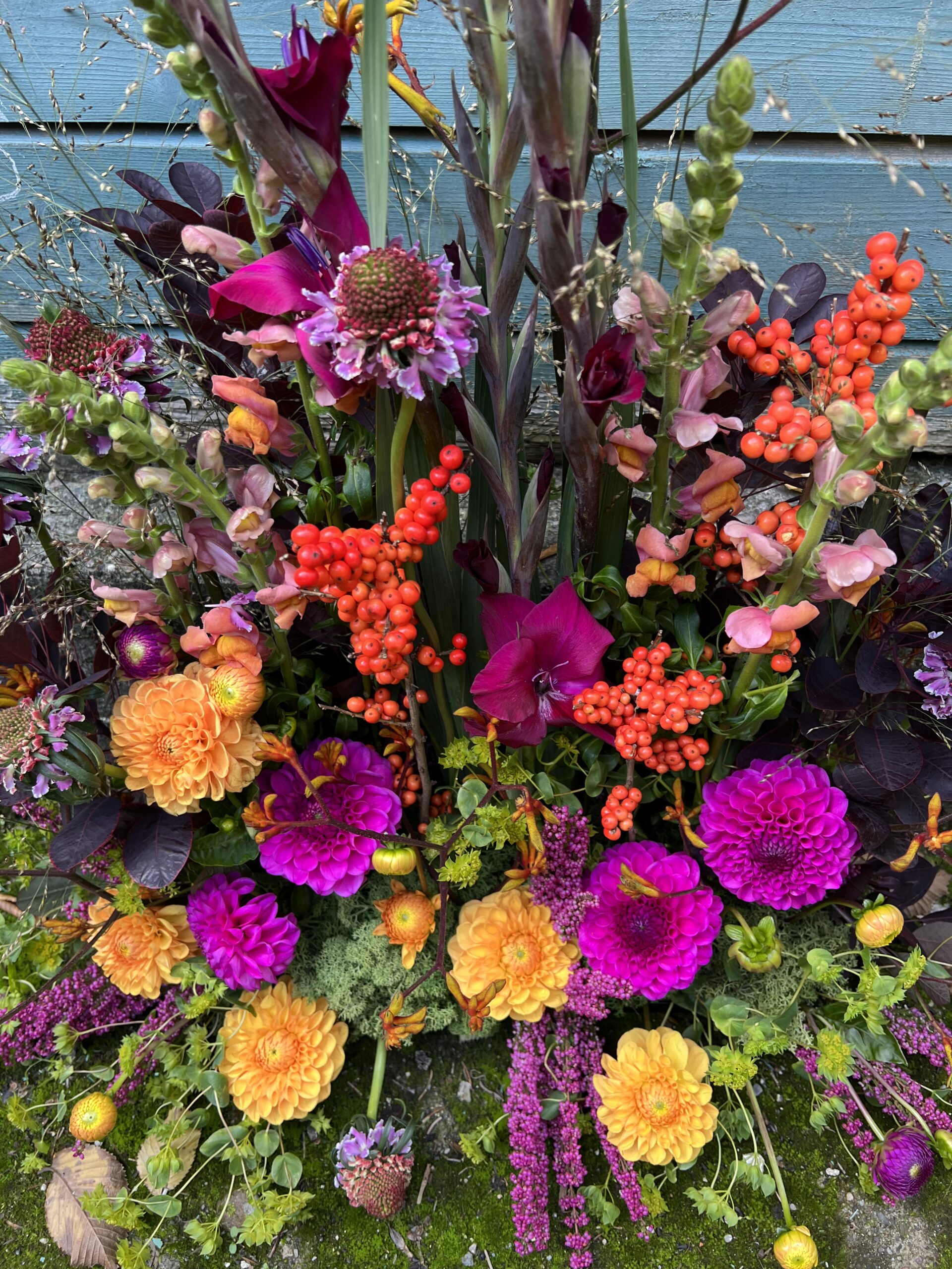 Blomsterdekoration - Send blomster begravelse - Happyflower-dk