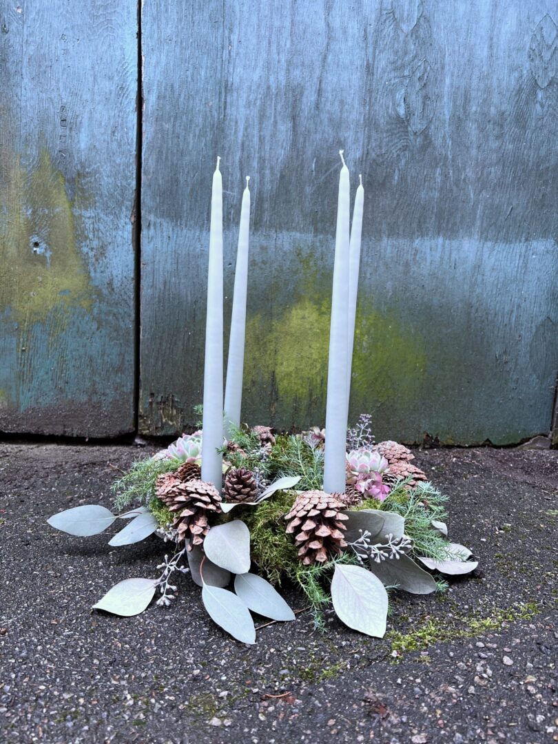 Adventskrans natur Stagelys Antikgrøn 2023 - Happyflower-dk