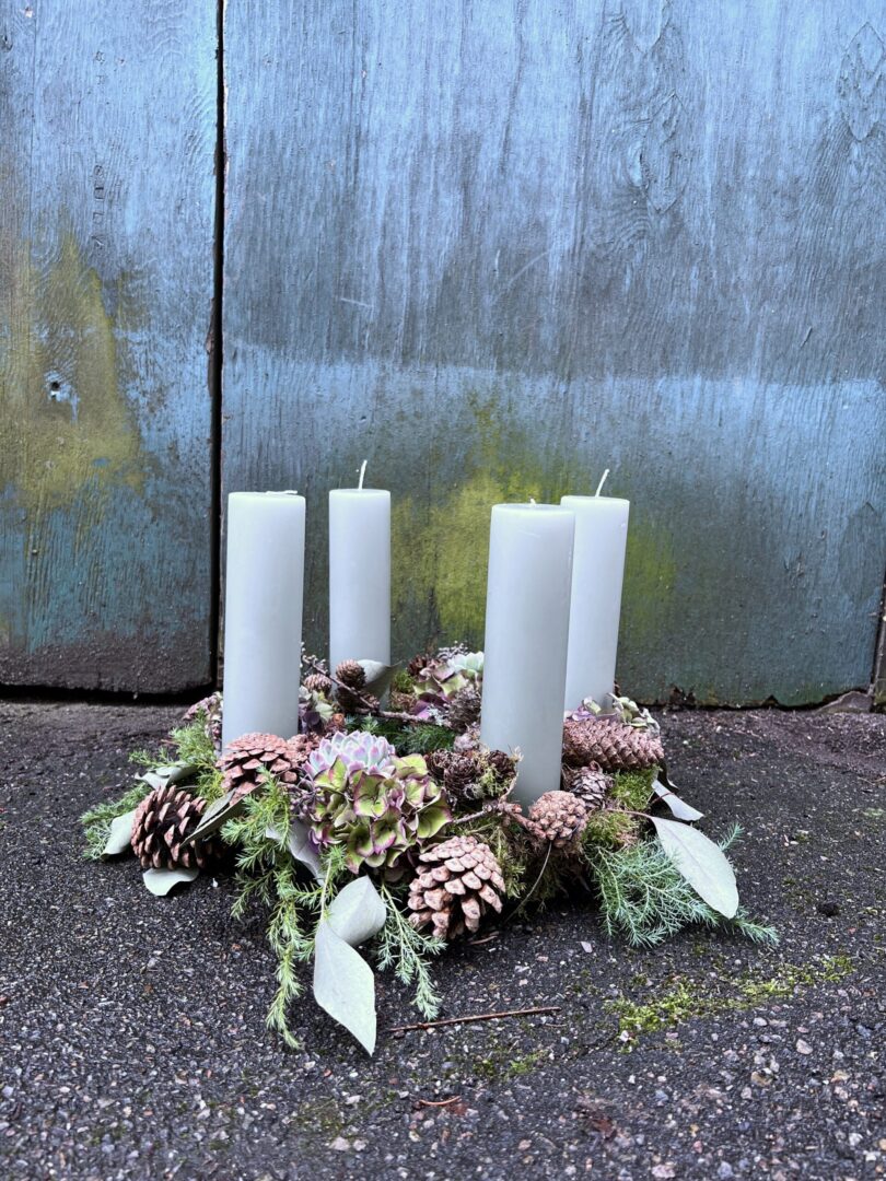 Adventskrans natur stor Antikgrøn 2023 - Happyflower-dk