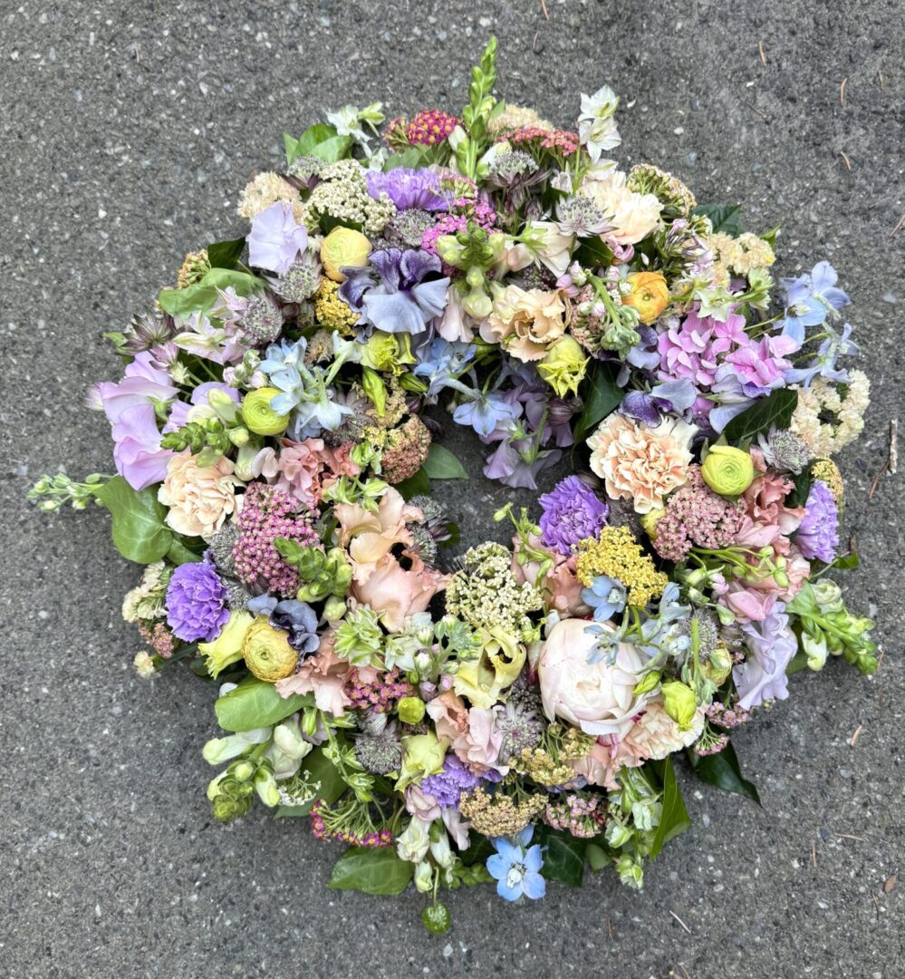 Rundpyntet krans Pastel - Happyflower-dk