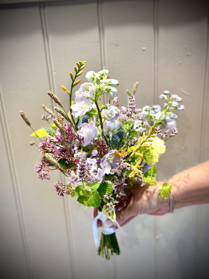 Blomsterdekoration natur pastel - Happyflower-dk